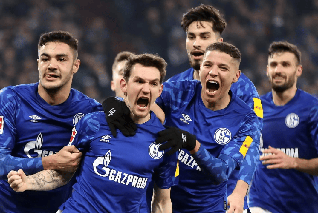 1xBit体育新闻-尤文图斯战队在欧冠赛场上遇强手