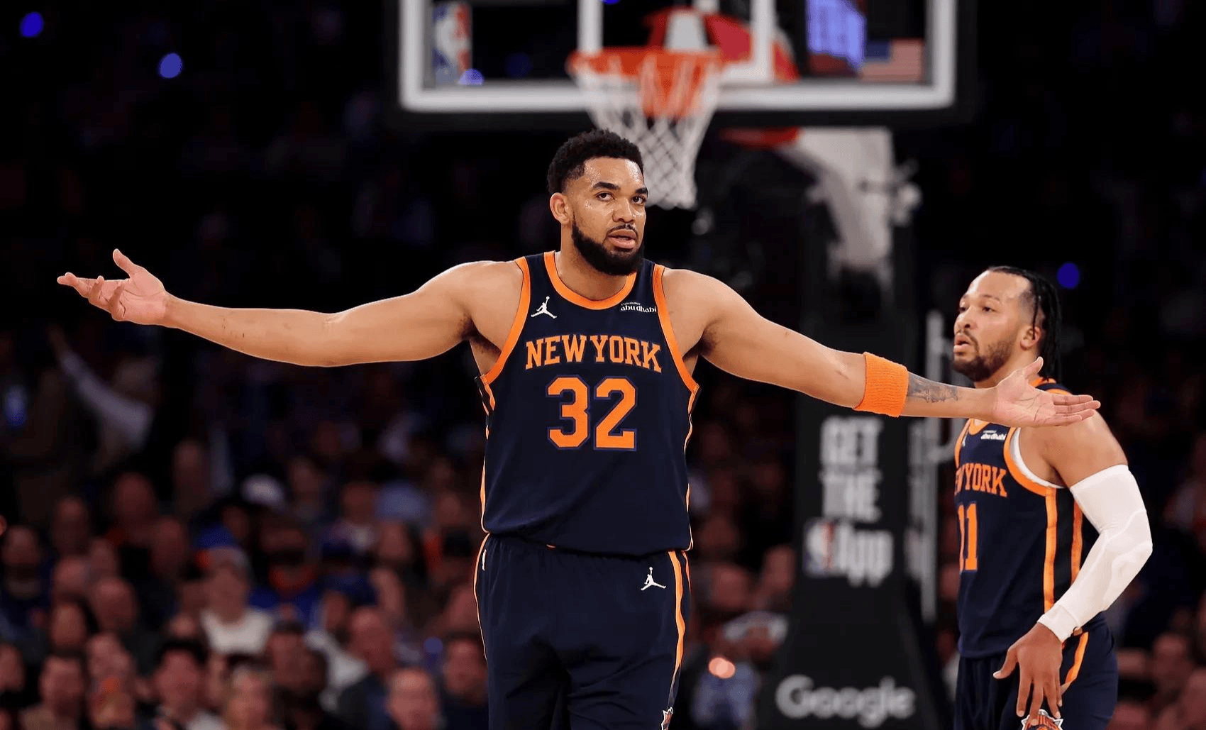 1xBit体育平台-包含爵士击败步行者,希望季后赛梦仍在的词条