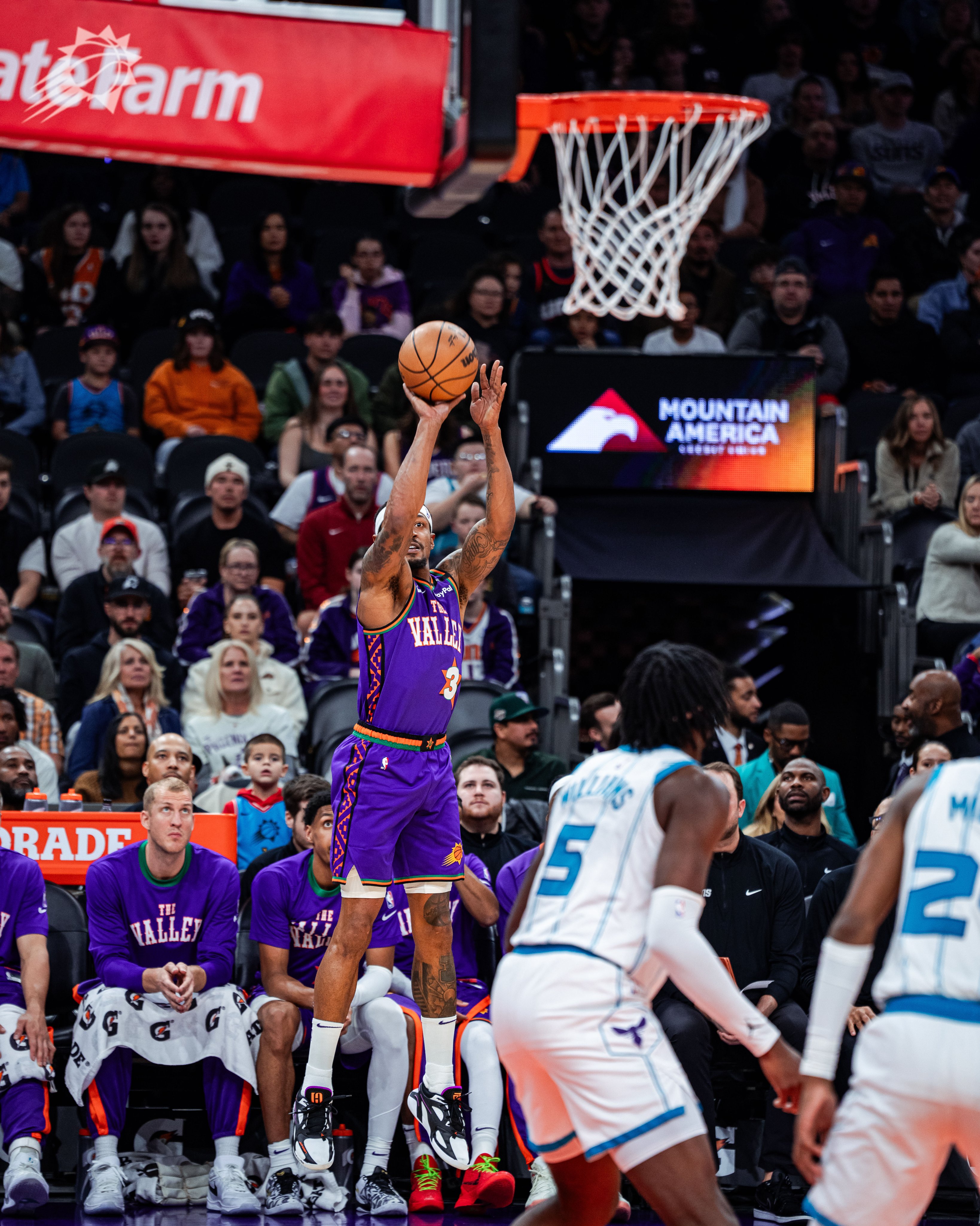 1xBit体育app-关于勇士惜败黄蜂，西部第二席位有所动摇的信息