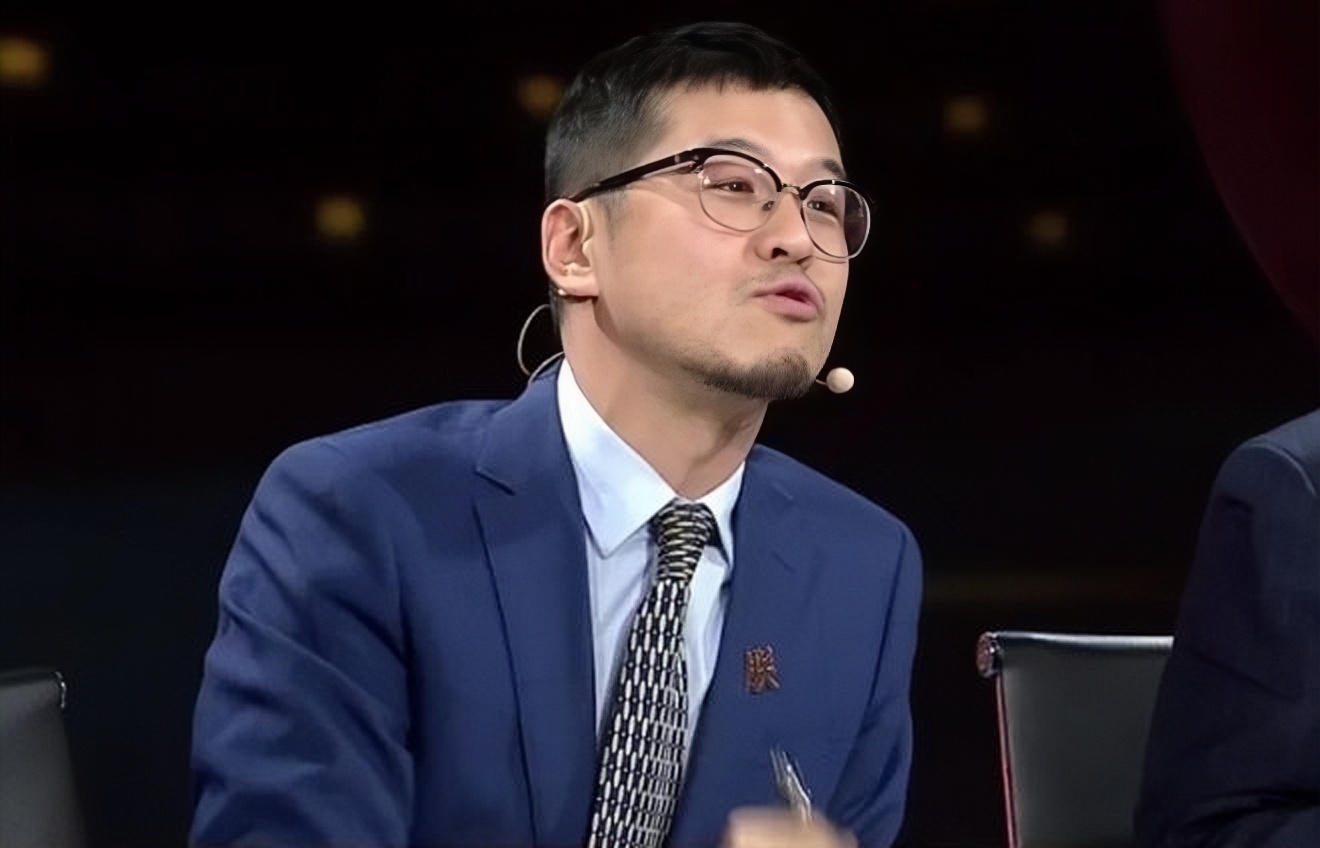 墨西哥男篮队长荣获最有价值球员奖，粉丝一片哗然！的简单介绍