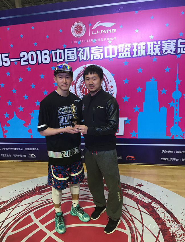 墨西哥男篮队长荣获最有价值球员奖,粉丝一片哗然!的简单介绍