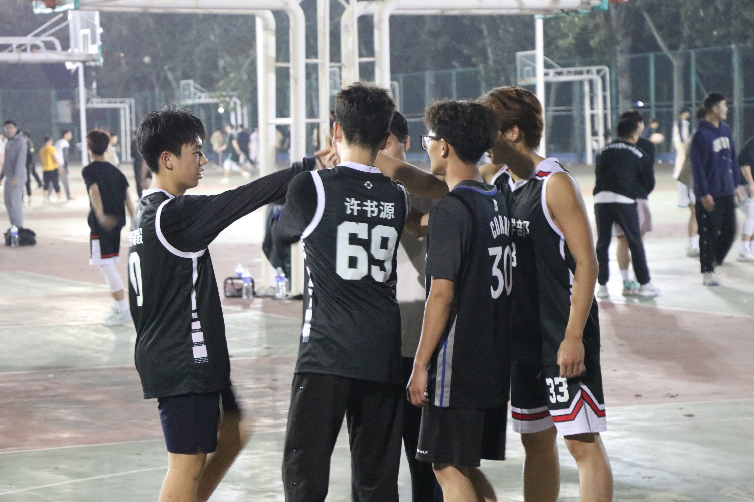 1xBit体育直播-广西队在比拼中展现出色的篮球技艺