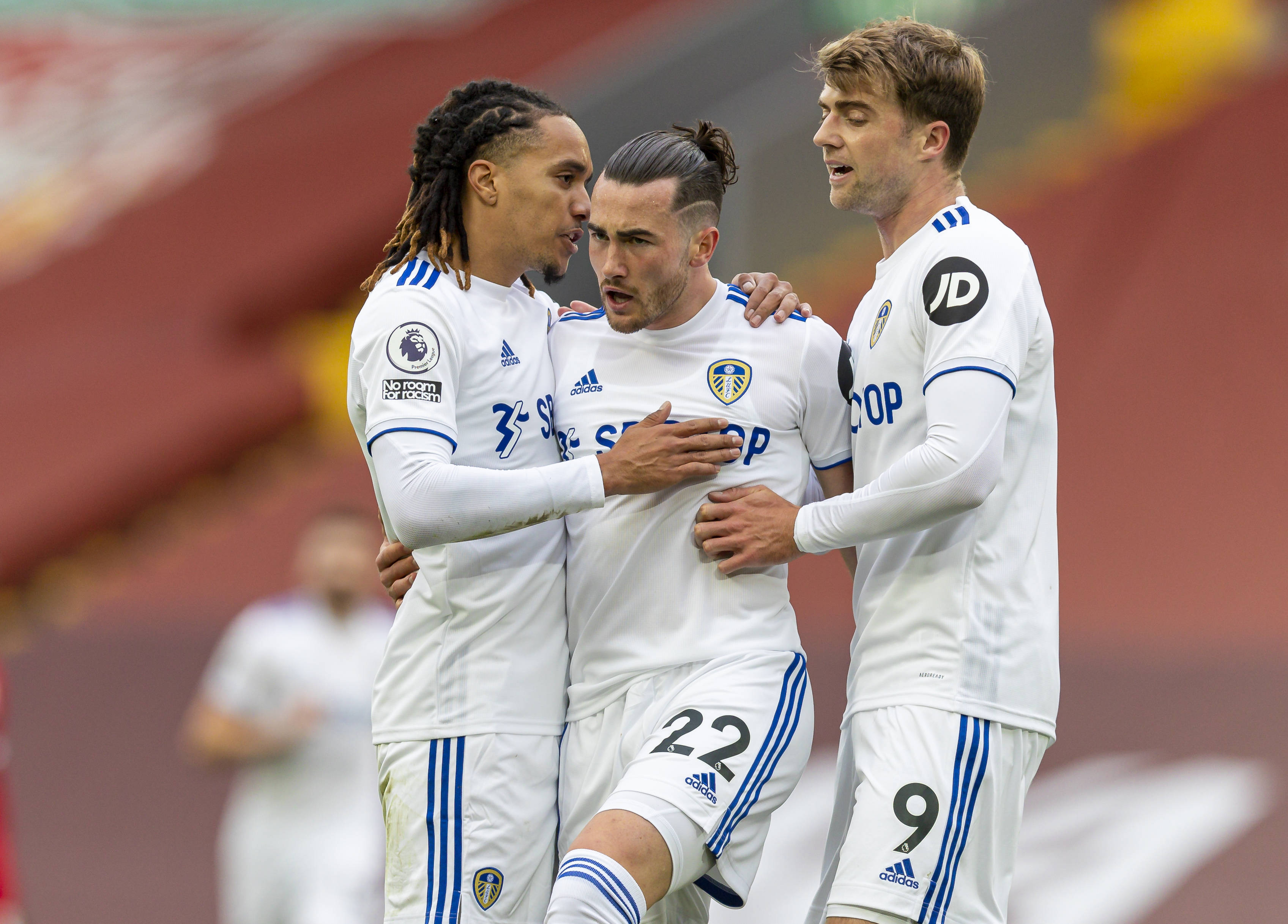 1xBit体育投注-利兹联英勇拼搏，英格兰足球舞台风云再起